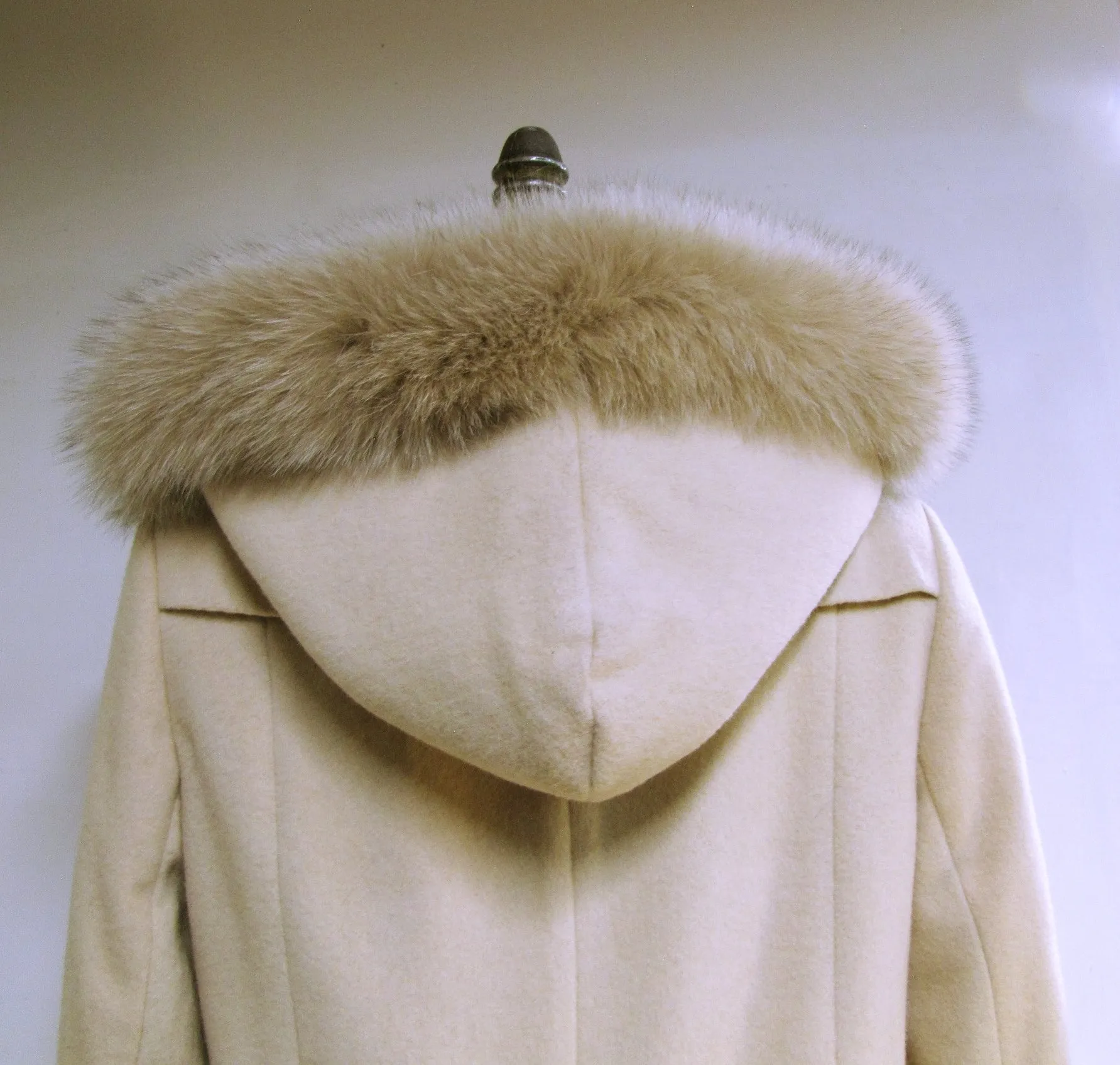 Amanda Coat - Pure Virgin Merino Wool - Detachable Fox Hood