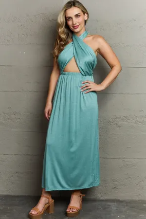 *APP EXCLUSIVE* Criss Cross Halter Neck Maxi Dress