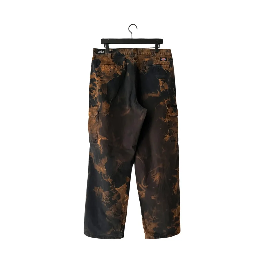 Dickies Vintage Loose Fit Twill Cargo Pants in Petrified / 36" Waist