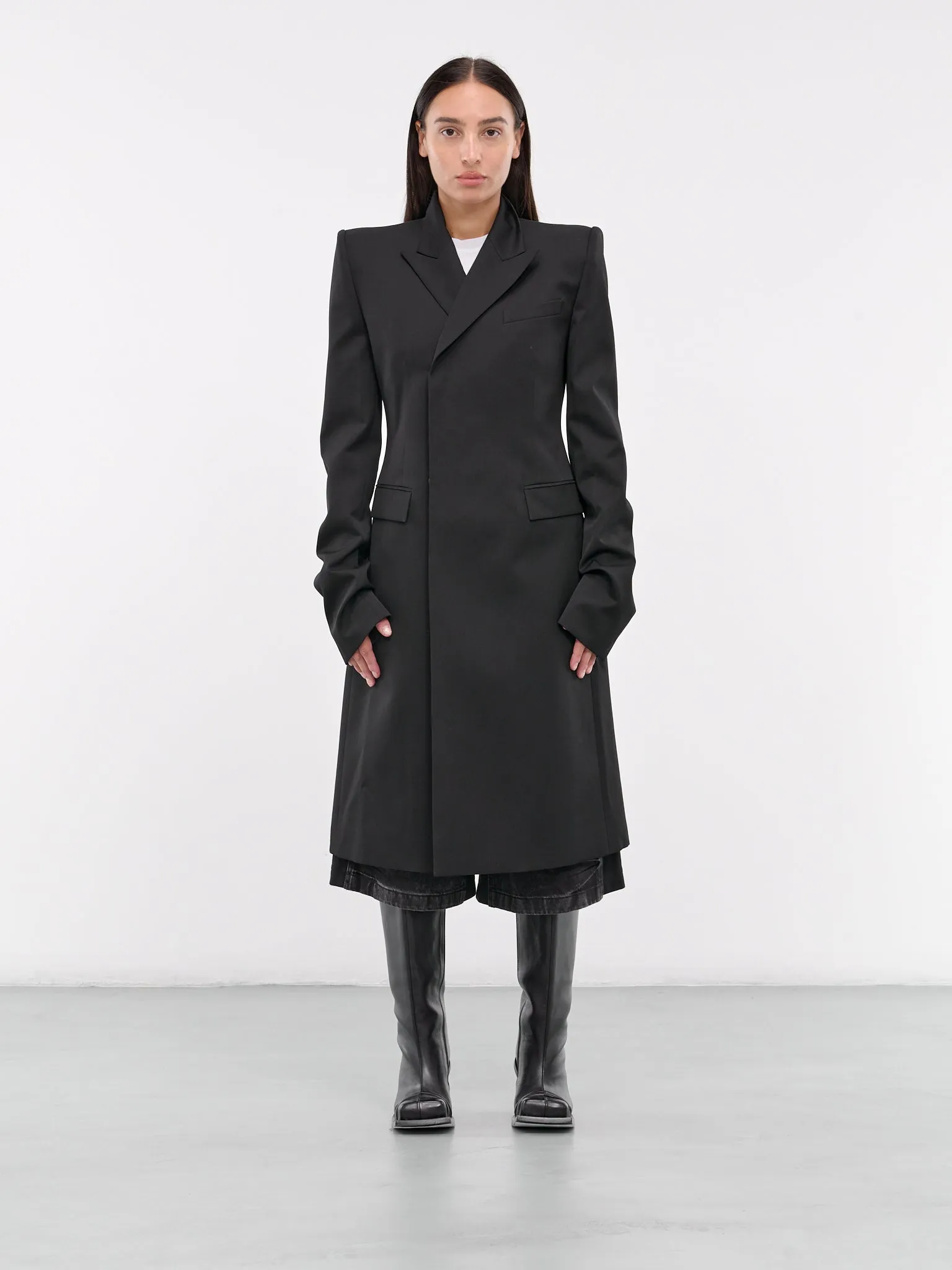 Double-Breasted Tailored Coat (JW4930F00-BLACK)