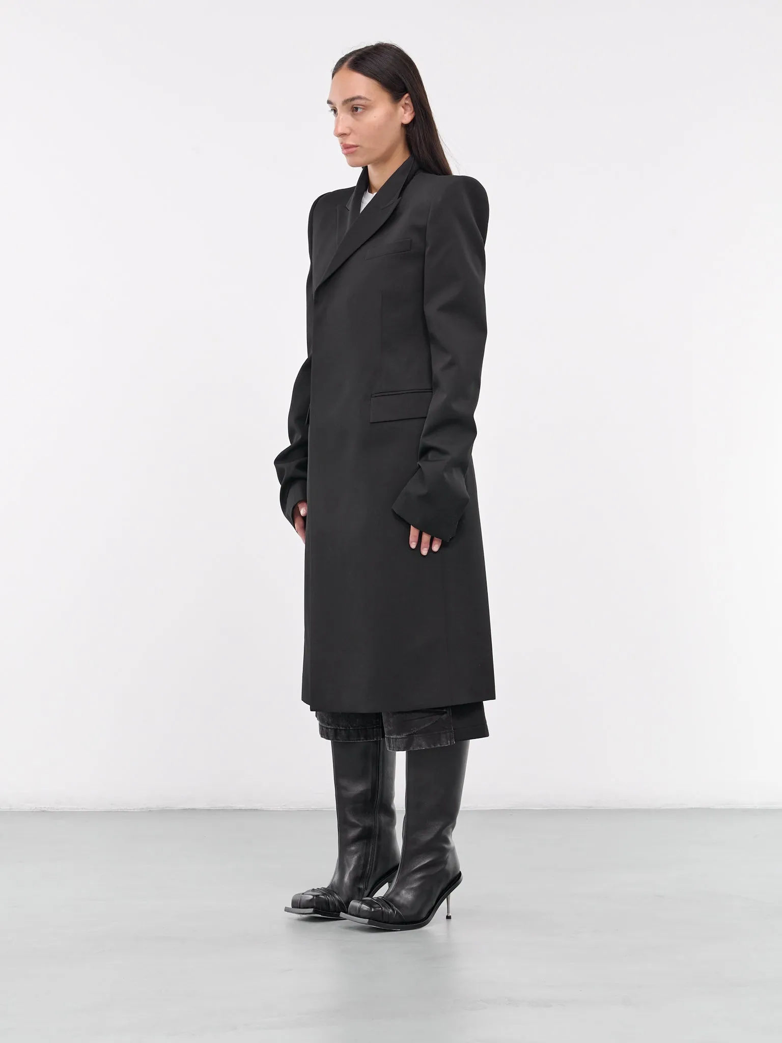 Double-Breasted Tailored Coat (JW4930F00-BLACK)