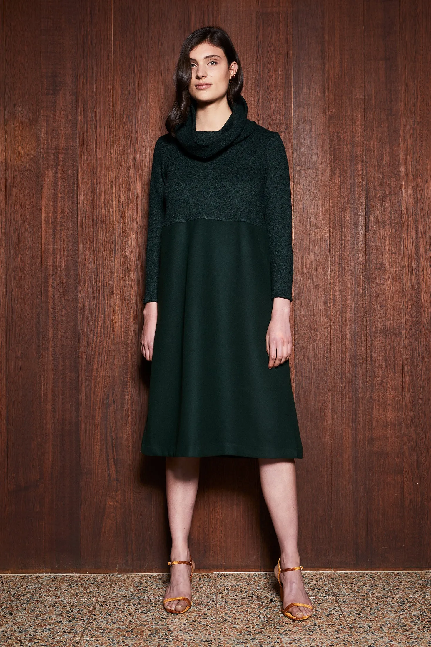 FERN DRESS [ Dark Green Wool Blend, Long Sleeves ]