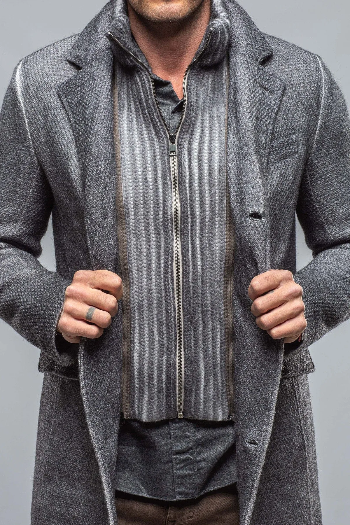 Leon Knitted Jacket In Steel