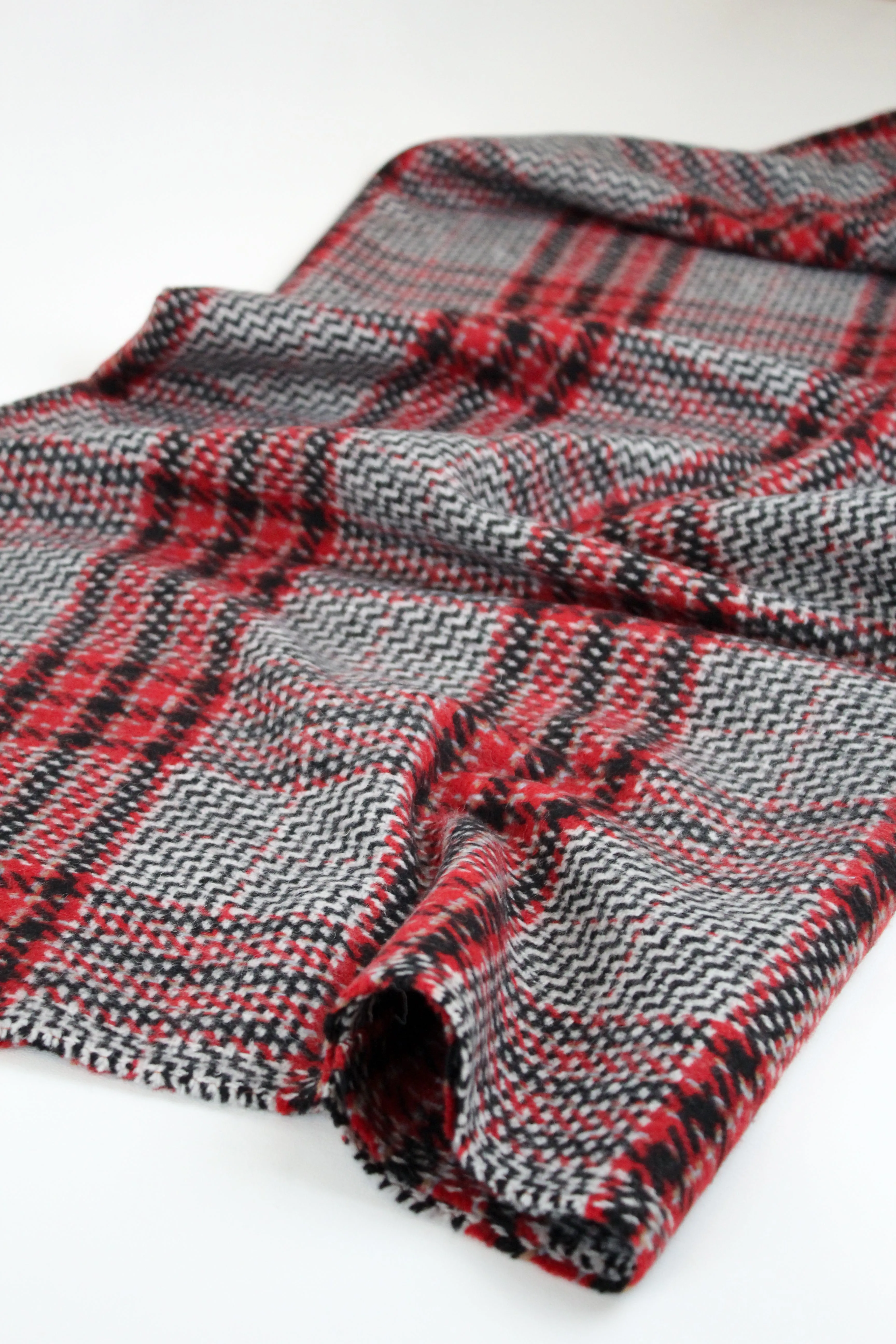 Mondrian - Houndstooth Plaid Wool | Scarlet