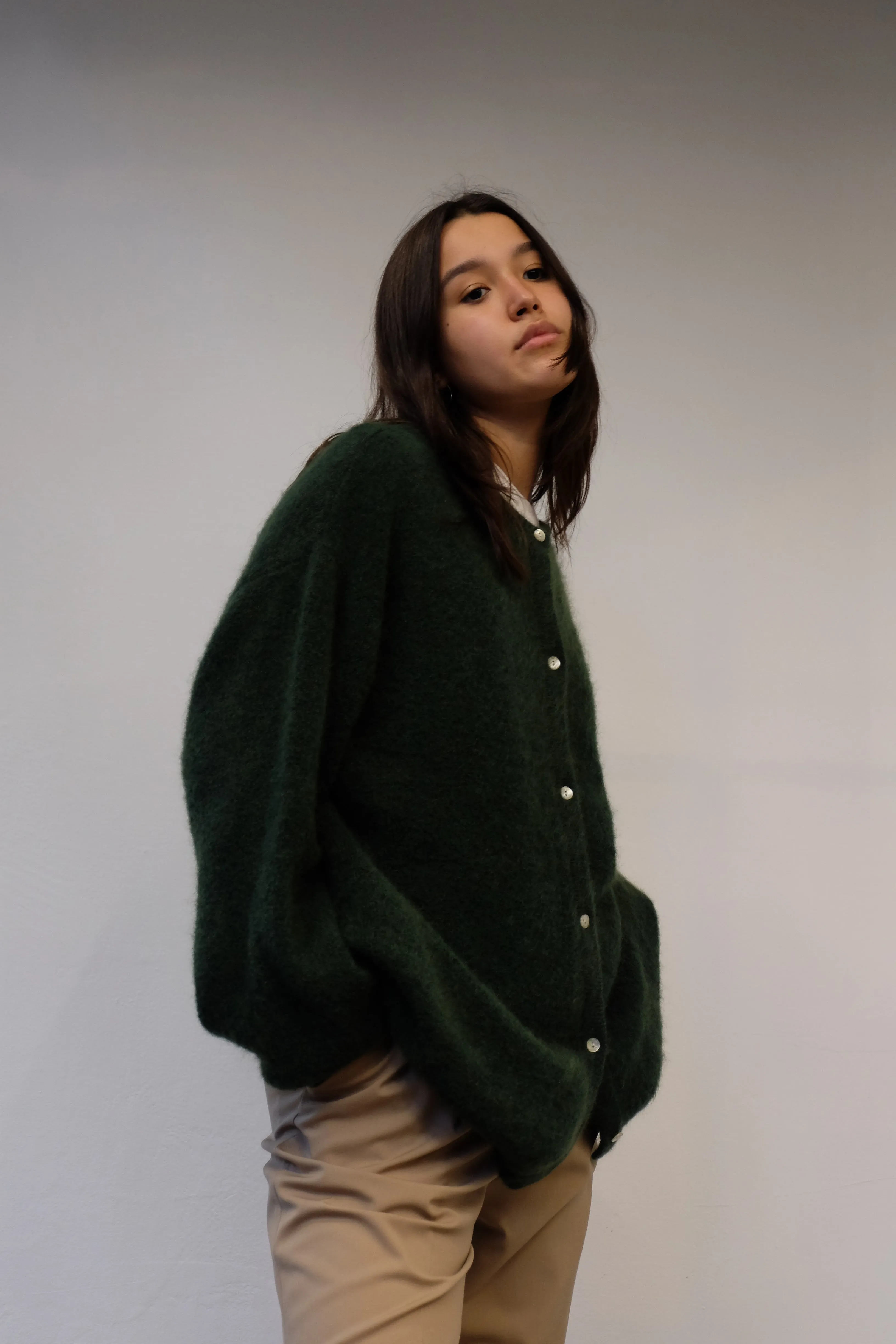 PEARL BUTTONED OVERSIZED CARDI IN FIR GREEN