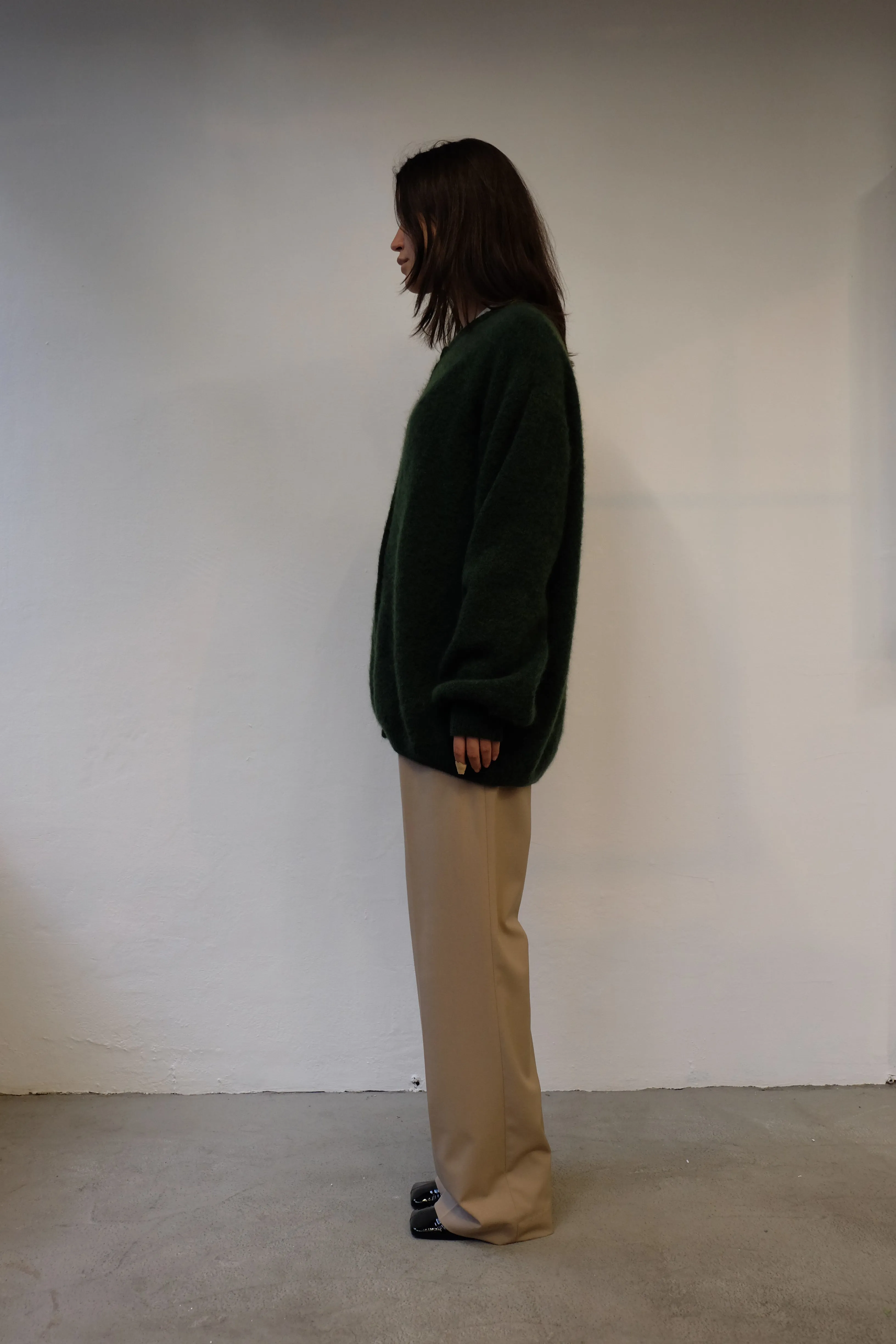 PEARL BUTTONED OVERSIZED CARDI IN FIR GREEN