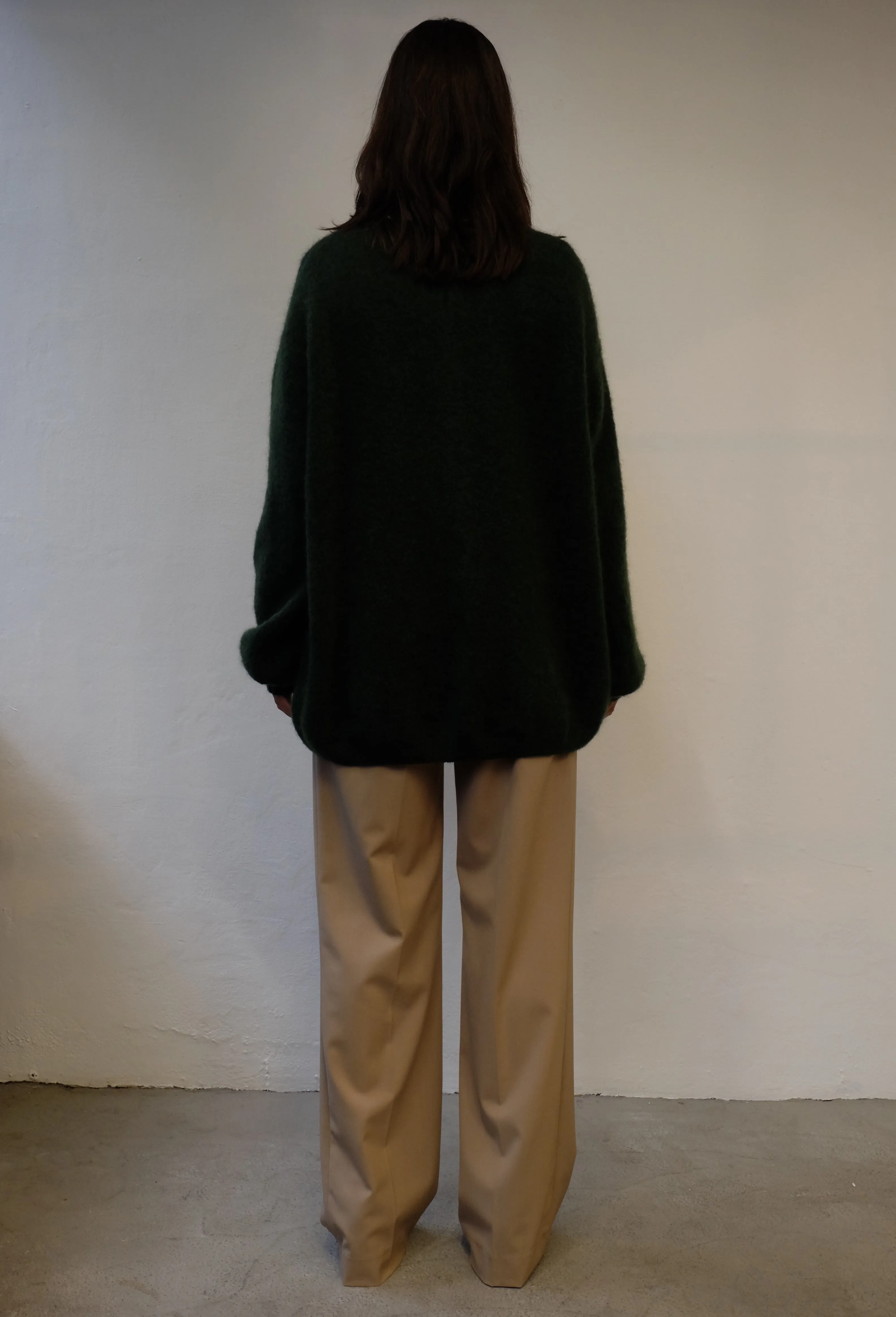 PEARL BUTTONED OVERSIZED CARDI IN FIR GREEN