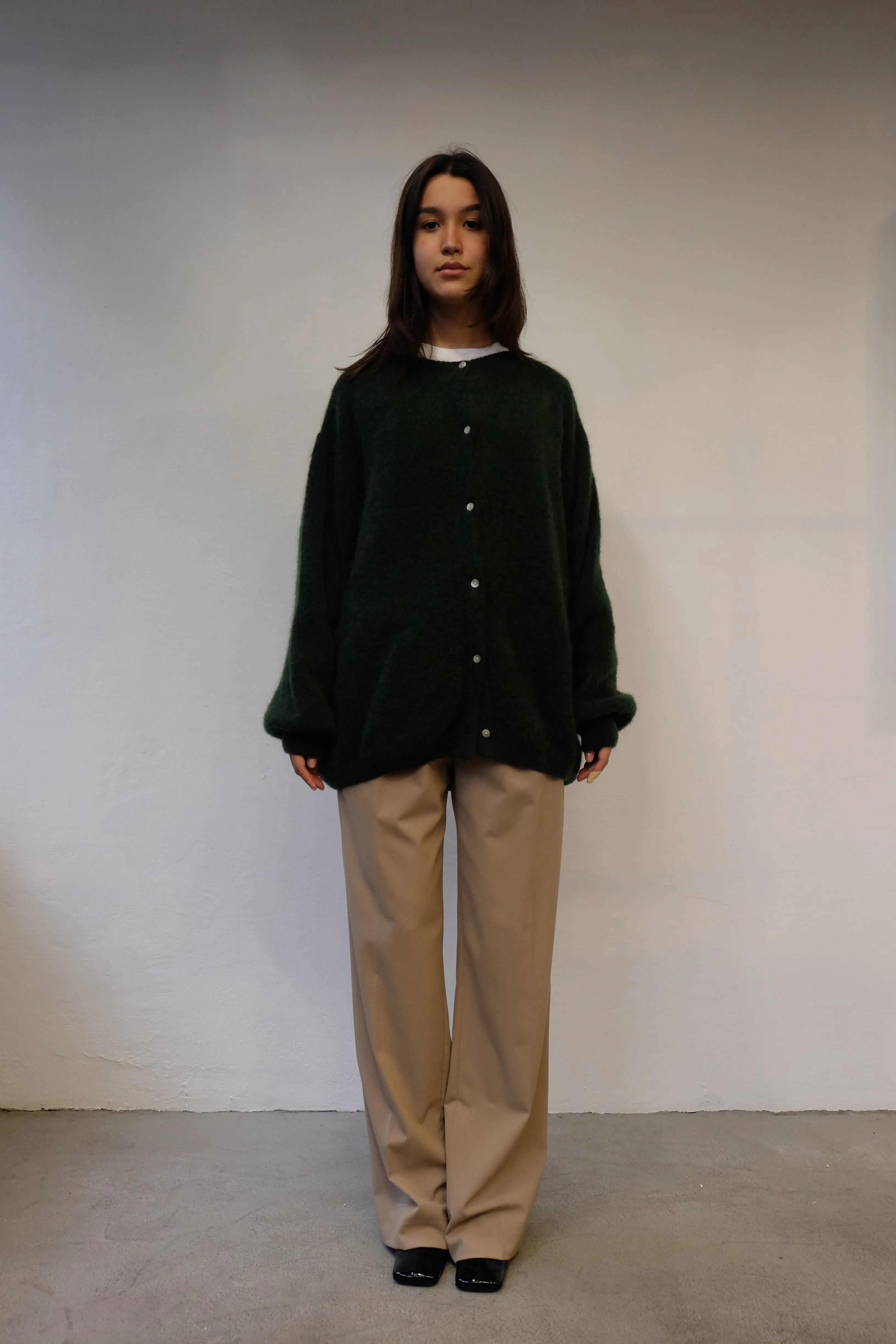 PEARL BUTTONED OVERSIZED CARDI IN FIR GREEN