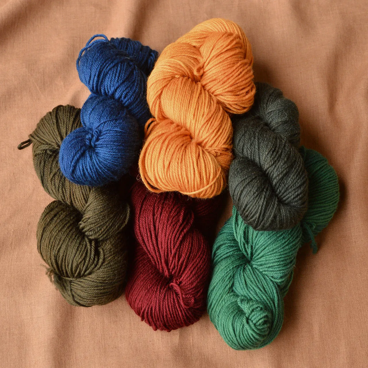 Plant Dyed 100% Virgin Wool Yarn (100g 4-ply 175m)