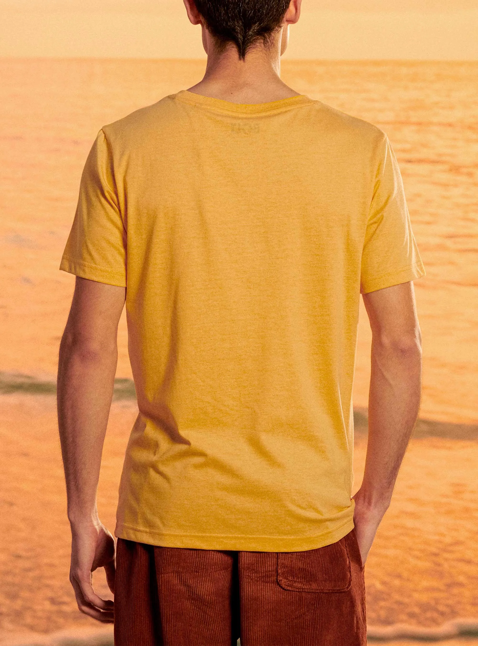 REGULAR T-SHIRT WITH FRONT PRINT