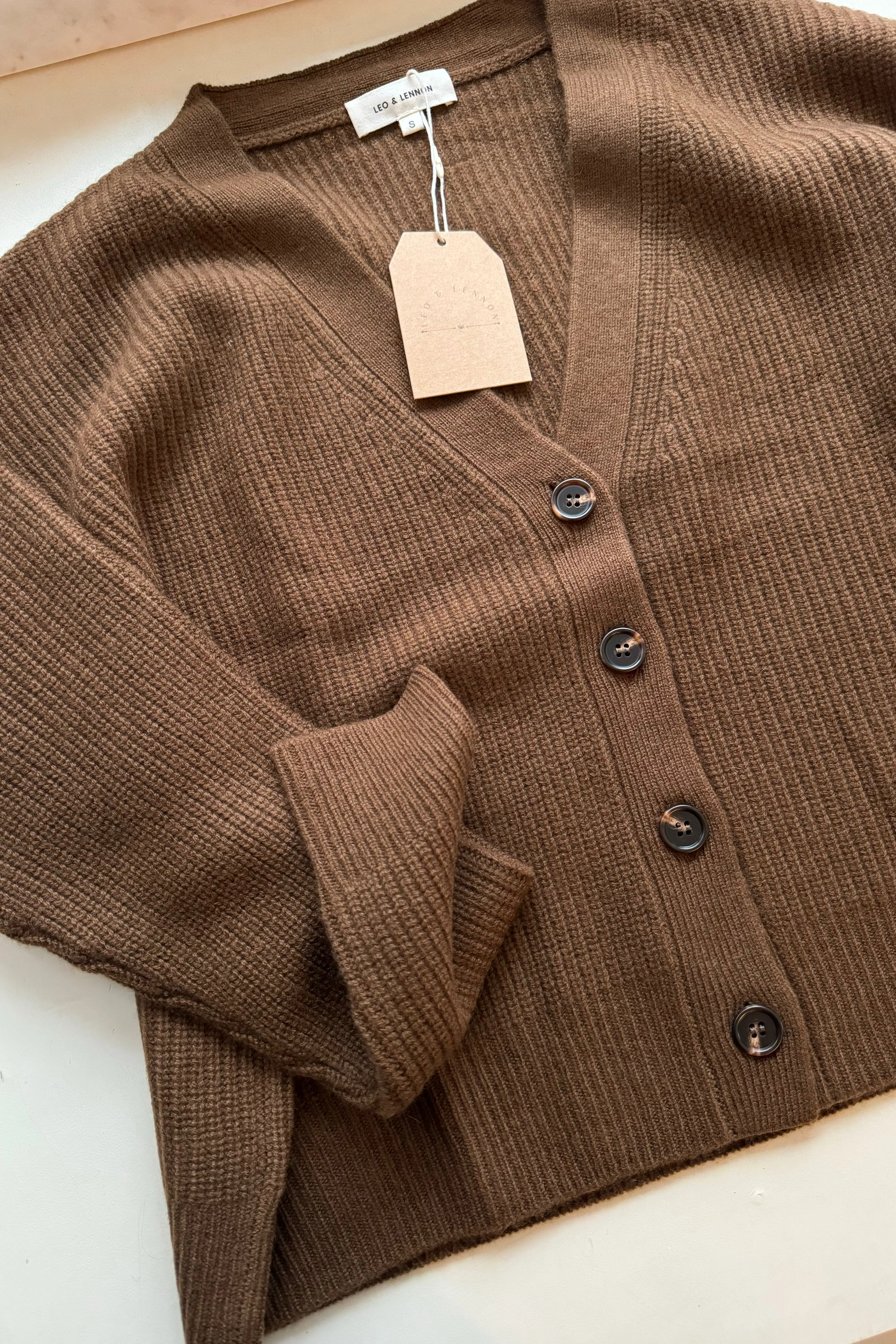 Willa Cropped Cashmere Cardigan - Mocha