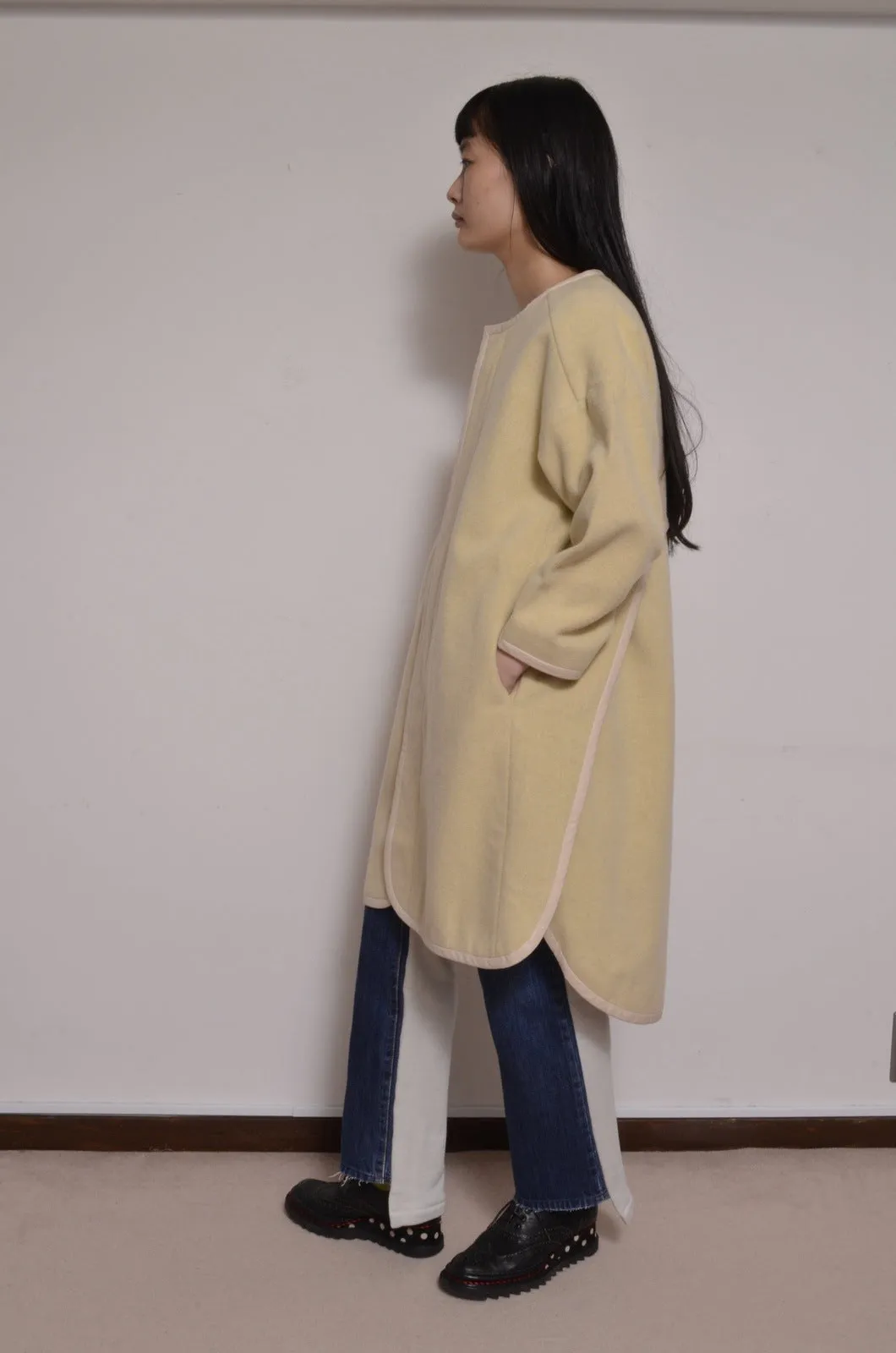 WOOL MOSSA FLAPS COAT/YELLOW_02